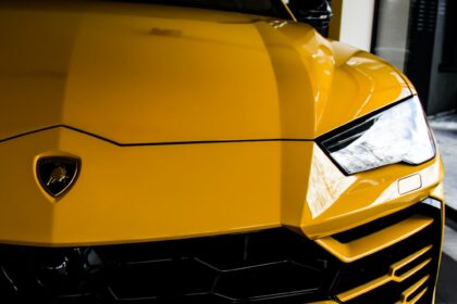 yellow Lamborghini vehicle close-up photo
